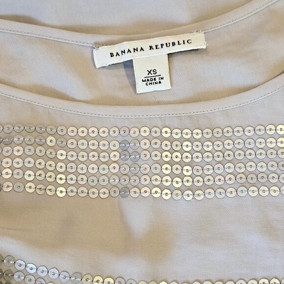 BANANA REPUBLIC - Gray/silver sequin striped t-shirt - Picture 10 of 10